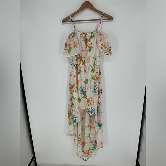 As U Wish Dresses & Skirts - As U Wish Women’s Floral High Low Dress Spaghetti Straps Cap Sleeves Sz Med Y0
